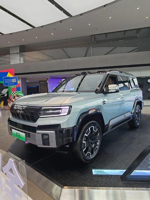 佛山198比亚迪方程豹硬派越野的爆款，英菲尼迪35周年与你共成长